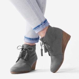 Dr Scholls Women Dakota Wedge Bootie Boots Gray Suede Size 8W‎ Tassel Tie